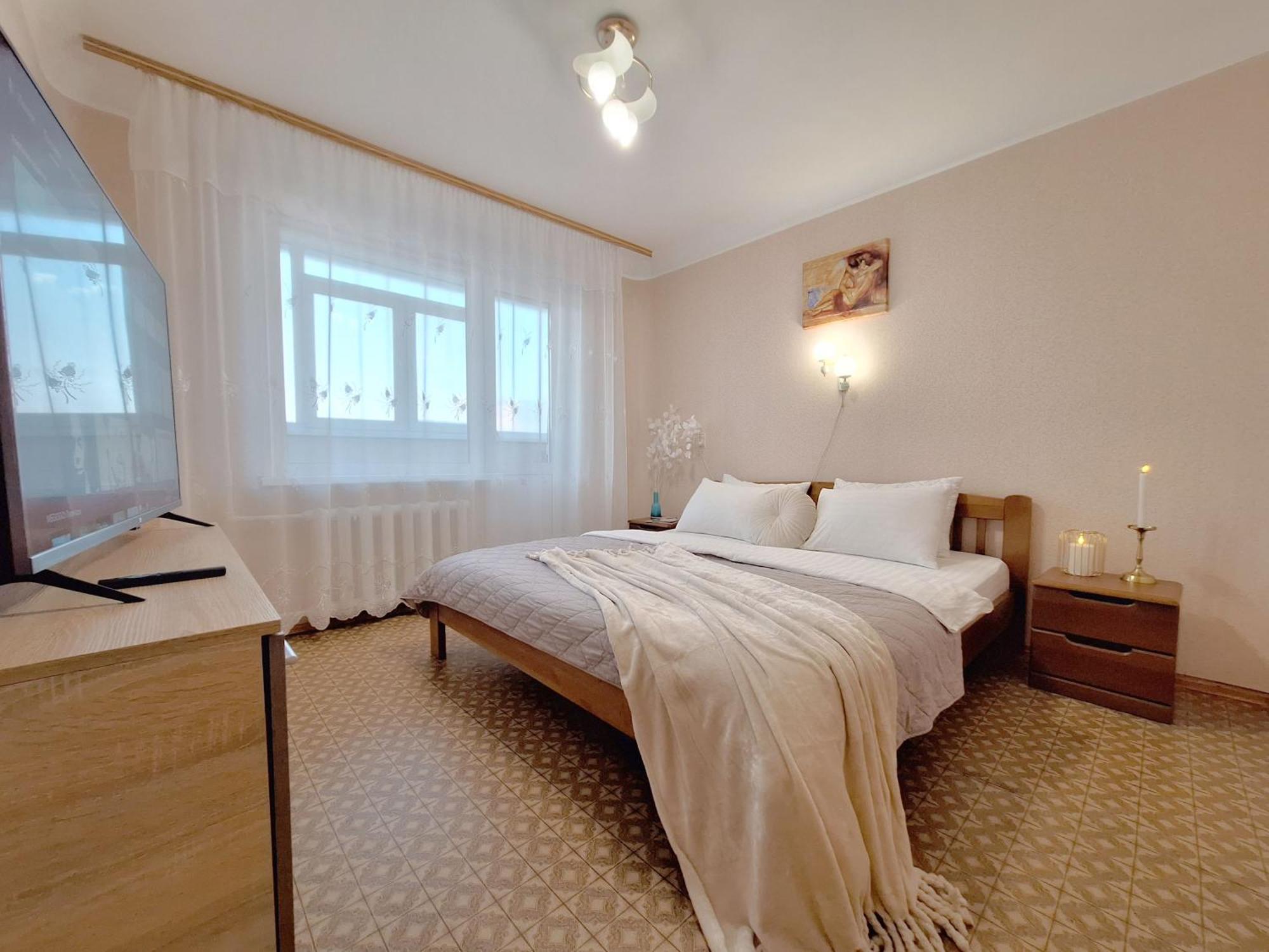 4 Ліжка З Балконом Документи Для Відряджень Мережа Alex Apartments Безконтатне Заселення 24-7 Poltawa Exterior foto