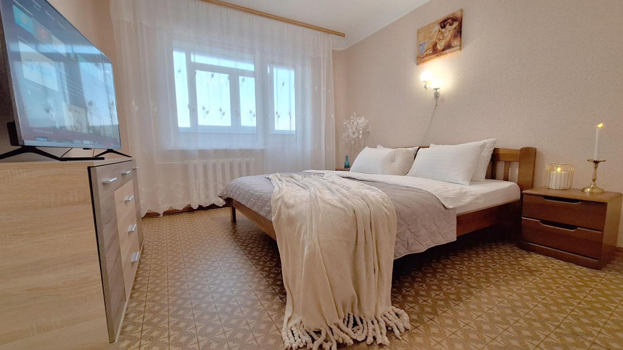 4 Ліжка З Балконом Документи Для Відряджень Мережа Alex Apartments Безконтатне Заселення 24-7 Poltawa Exterior foto
