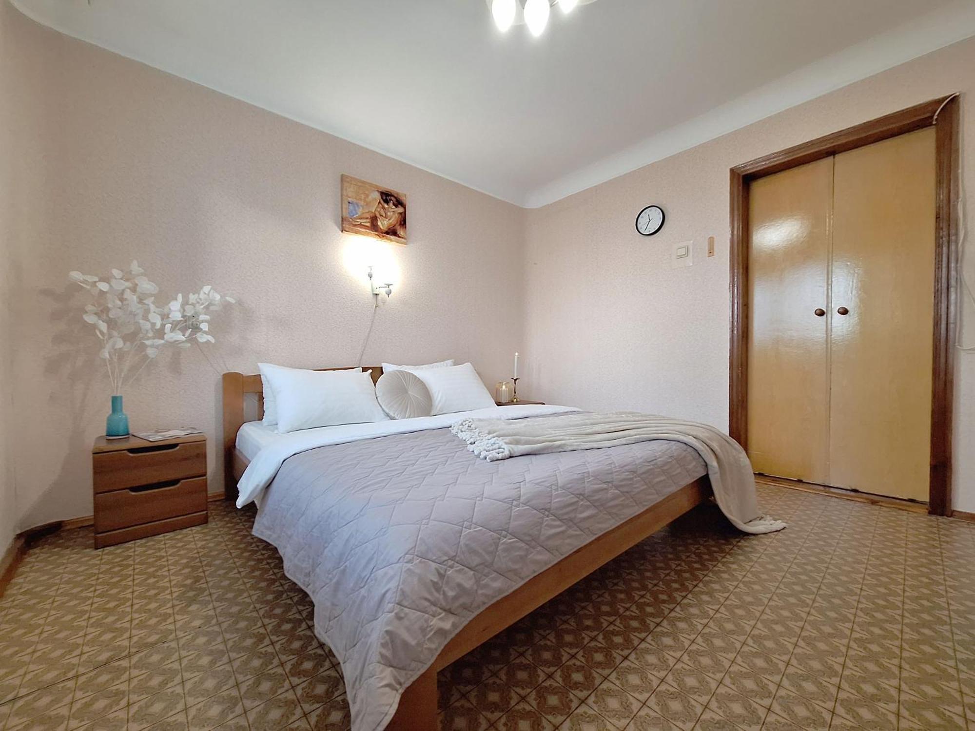 4 Ліжка З Балконом Документи Для Відряджень Мережа Alex Apartments Безконтатне Заселення 24-7 Poltawa Exterior foto