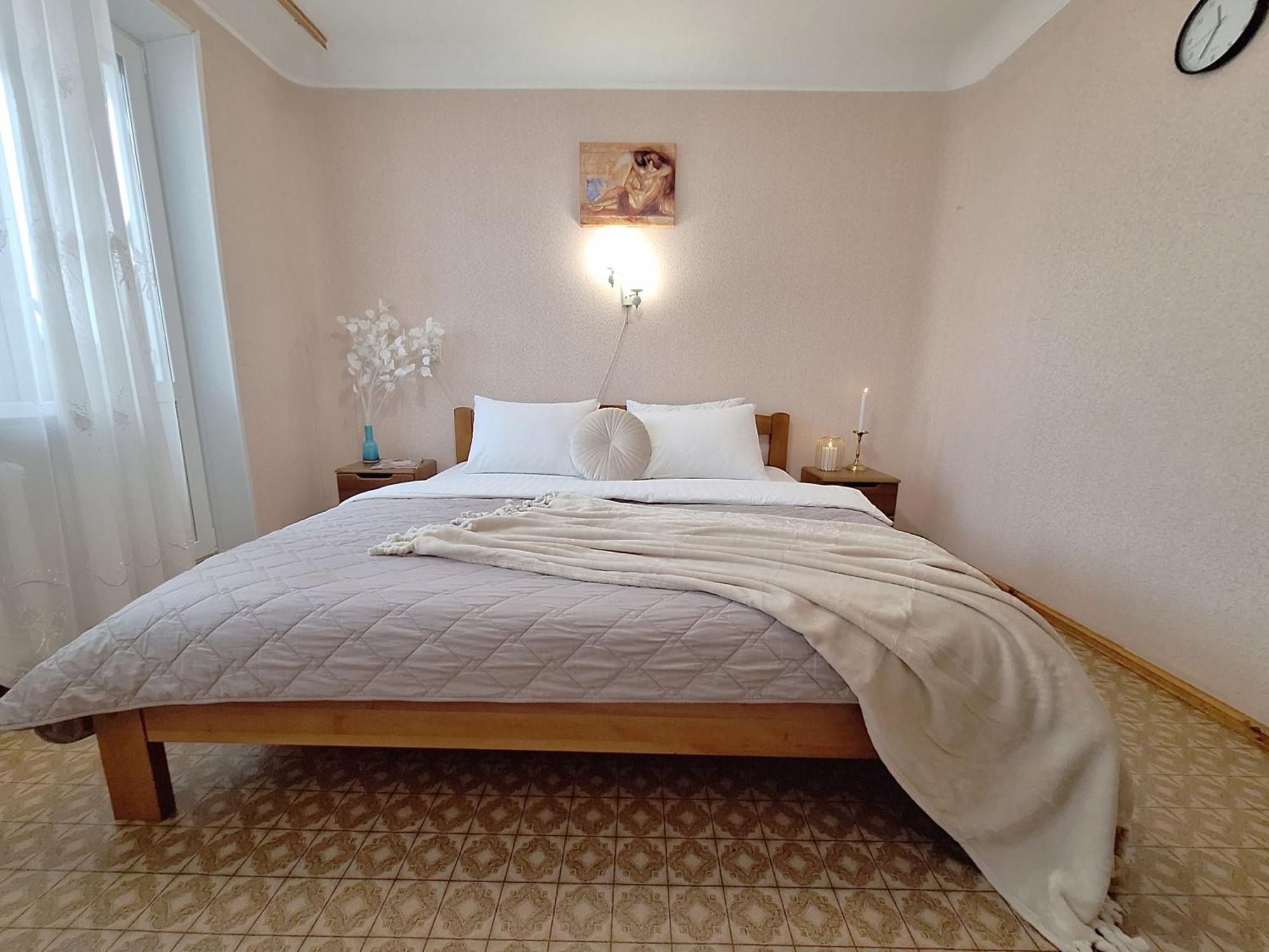4 Ліжка З Балконом Документи Для Відряджень Мережа Alex Apartments Безконтатне Заселення 24-7 Poltawa Exterior foto